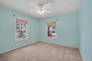 2407 Fairfield Ave, Kalamazoo, MI 49048 - Photo 9