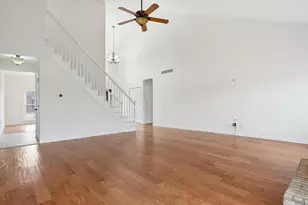 36580 N Pointe Dr, New Baltimore, MI 48047 - Photo 13