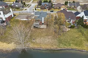 36580 N Pointe Dr, New Baltimore, MI 48047 - Photo 67