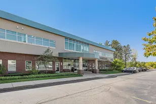 3264 N Evergreen Dr NE, Grand Rapids, MI 49525 - Photo 1