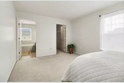 536 Boulderstone Lane, Chelsea, MI 48118 - Photo 11