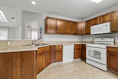 536 Boulderstone Lane, Chelsea, MI 48118 - Photo 9