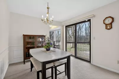 2811 S Wooddale Drive, Jackson, MI 49203 - Photo 11