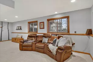 2719 Pine Dunes Dr SW, Wyoming, MI 49418 - Photo 37