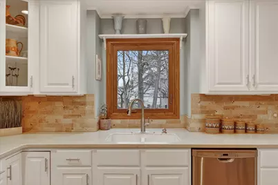 2719 Pine Dunes Drive SW, Wyoming, MI 49418 - Photo 13