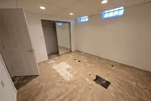 11235 Common Rd, Warren, MI 48093 - Photo 19