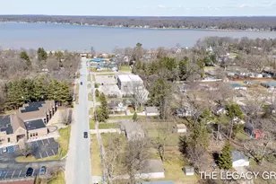 651 S 160th Ave, Holland, MI 49423 - Photo 23