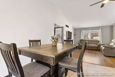 651 S 160th Avenue, Holland, MI 49423 - Photo 7