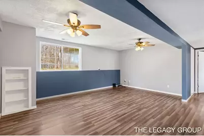 651 S 160th Avenue, Holland, MI 49423 - Photo 13