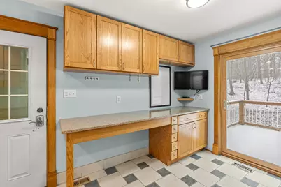 1070 N 3rd Street, Kalamazoo, MI 49009 - Photo 17