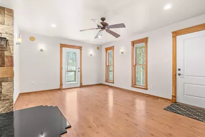 1070 N 3rd Street, Kalamazoo, MI 49009 - Photo 9