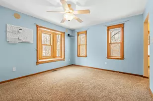 1070 N 3rd St, Kalamazoo, MI 49009 - Photo 33