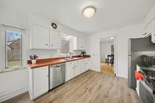 1615 E Stadium Blvd, Ann Arbor, MI 48104 - Photo 17