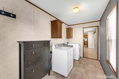 1412 Red Oak Lane NE, Belmont, MI 49306 - Photo 3