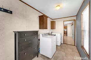 1412 Red Oak Ln NE, Belmont, MI 49306 - Photo 3