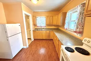 903 Trimble Ave, Kalamazoo, MI 49048 - Photo 3