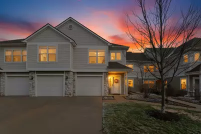 709 Fieldstone Circle W, Chelsea, MI 48118 - Photo 5