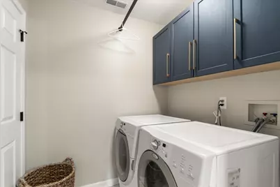 709 Fieldstone Circle W, Chelsea, MI 48118 - Photo 23