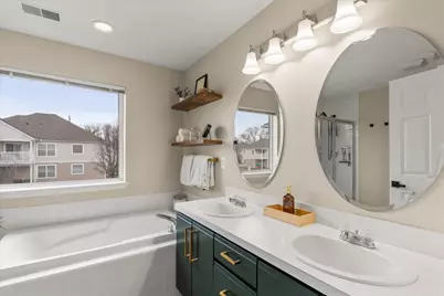 709 Fieldstone Circle W, Chelsea, MI 48118 - Photo 31