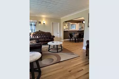 2010 Commonwealth Avenue, Kalamazoo, MI 49006 - Photo 3