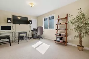 52018 Loon Ct, Shelby Twp, MI 48315 - Photo 23