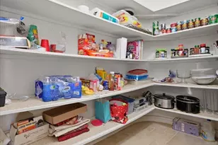 52018 Loon Ct, Shelby Twp, MI 48315 - Photo 17