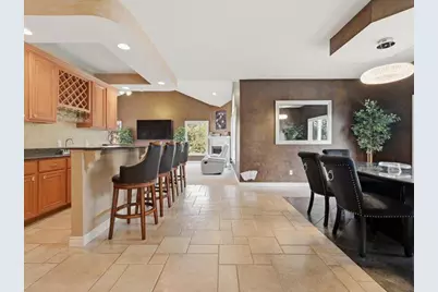 52018 Loon Court, Shelby Twp, MI 48315 - Photo 13