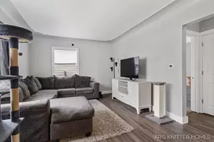 515 NW Ferndale Ave NW, Walker, MI 49534 - Photo 7