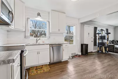 515 NW Ferndale Avenue NW, Walker, MI 49534 - Photo 5