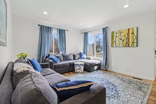 2839 Pebble Creek Dr, Ann Arbor, MI 48108 - Photo 11