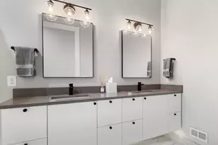 7234 Bentwood Trail, Kalamazoo, MI 49009 - Photo 41