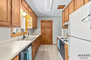 3447 Chippewa Dr, Norton Shores, MI 49441 - Photo 9