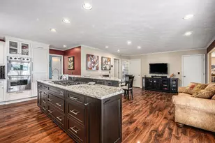 10148 Harris Dr, Portage, MI 49002 - Photo 7