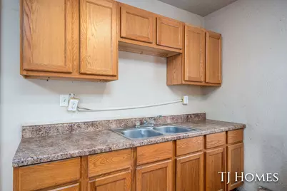 1967 Francis Avenue SE, Grand Rapids, MI 49507 - Photo 11