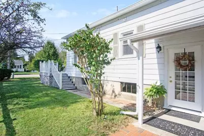 206 N Lake Avenue #A & B, Spring Lake, MI 49456 - Photo 3