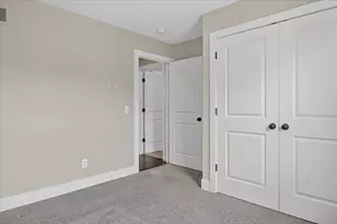 721 E Farnum Ave, Royal Oak, MI 48067 - Photo 41