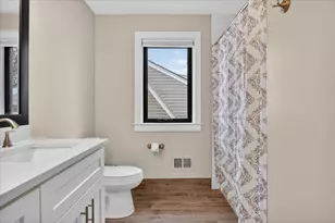 721 E Farnum Ave, Royal Oak, MI 48067 - Photo 33