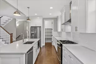 721 E Farnum Ave, Royal Oak, MI 48067 - Photo 17