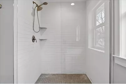 721 E Farnum Avenue, Royal Oak, MI 48067 - Photo 31