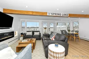 16631 Lakeview St, Spring Lake, MI 49456 - Photo 7