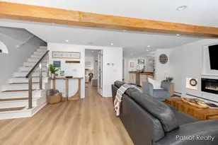 16631 Lakeview St, Spring Lake, MI 49456 - Photo 9