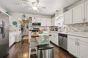 4453 Hicks Ave, Benton Harbor, MI 49022 - Photo 13