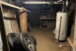 403 Walnut St, Dowagiac, MI 49047 - Photo 17