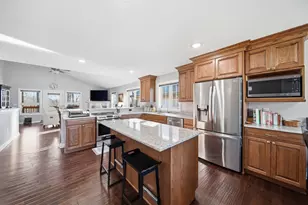 1036 Preservation Dr, Tecumseh, MI 49286 - Photo 3