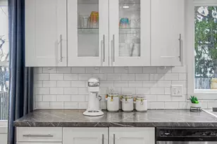 2659 Woodridge Dr, Jenison, MI 49428 - Photo 7