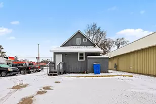 1259 E Apple Ave, Muskegon, MI 49442 - Photo 3