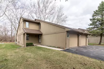527 Park Place, Saline, MI 48176 - Photo 1