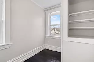 947 Bellevue Pl, Kalamazoo, MI 49007 - Photo 9