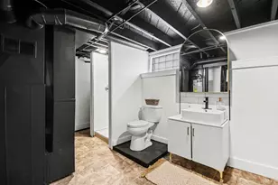 1055 Boston St SE, Grand Rapids, MI 49507 - Photo 19