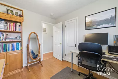 1661 Herrick Avenue NE, Grand Rapids, MI 49505 - Photo 19